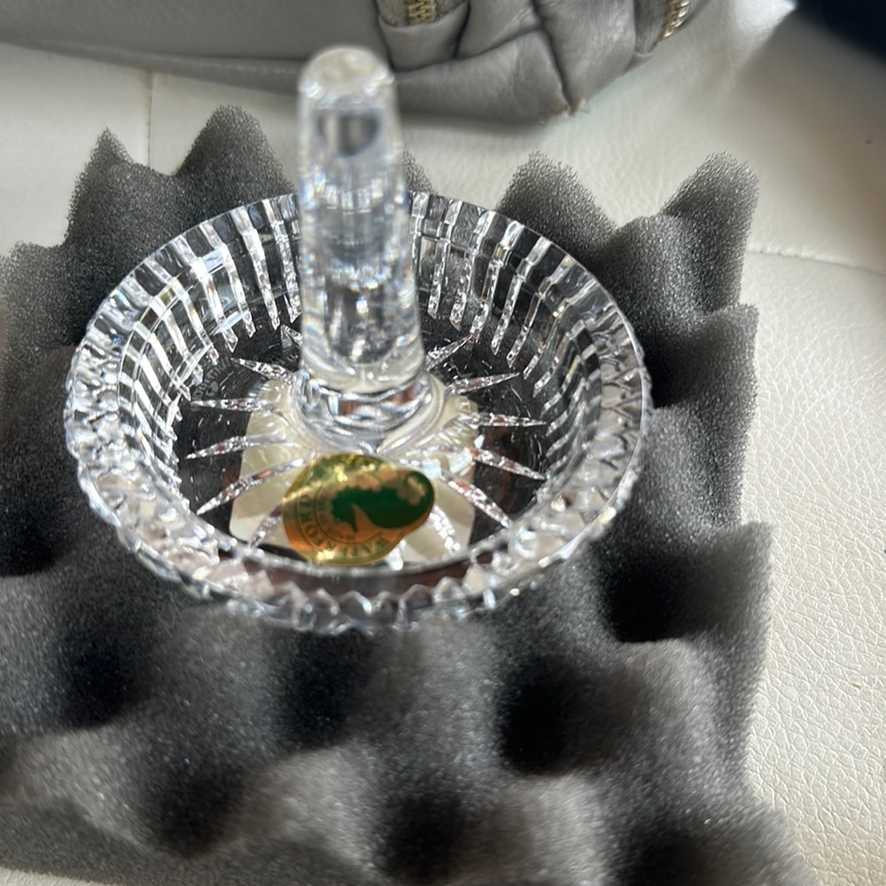 Waterford crystal ring holder. Round